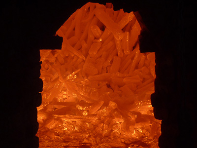 白炭（備長炭）の品質を左右する重要な工程「ねらし」